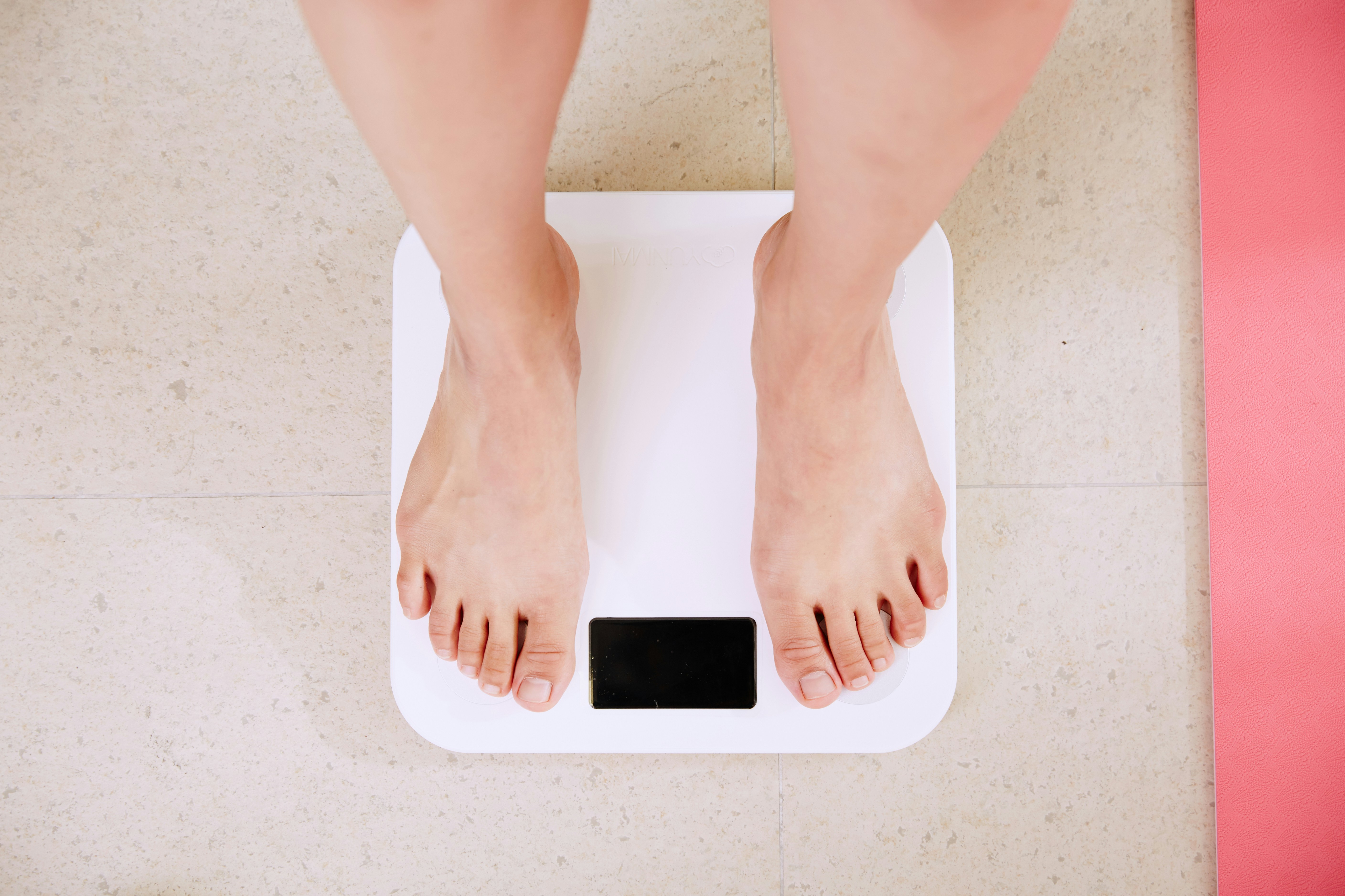 【休暇太り対策】5:2ダイエットなら週5日は好きに食べてOK！科学的に証明された効果とは