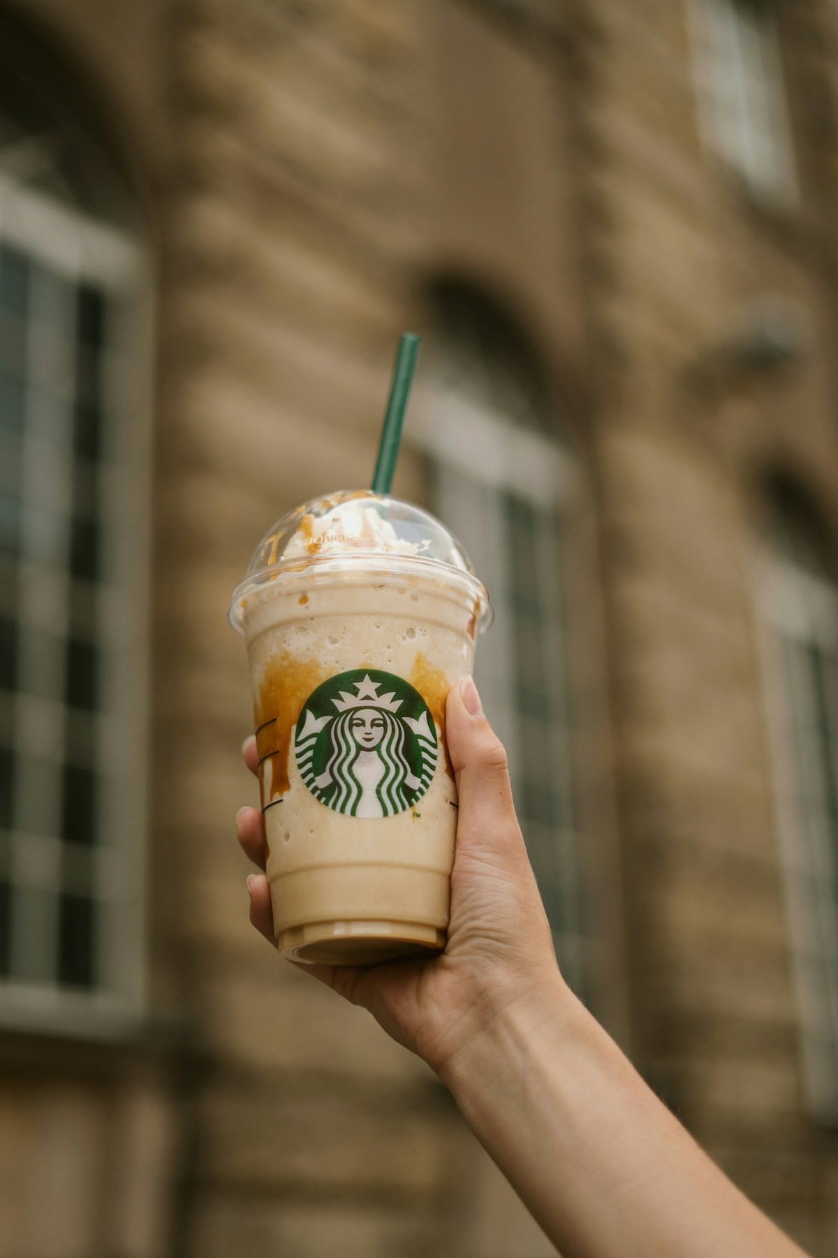 【スタバ30周年】THE STAR フラペチーノ全5種まとめ｜価格・味・店舗検索方法を徹底解説【2026年4月8日発売】