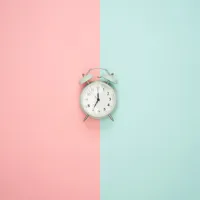 春眠暁を覚えず…4月に眠くてだるい原因と今すぐできる対策5選