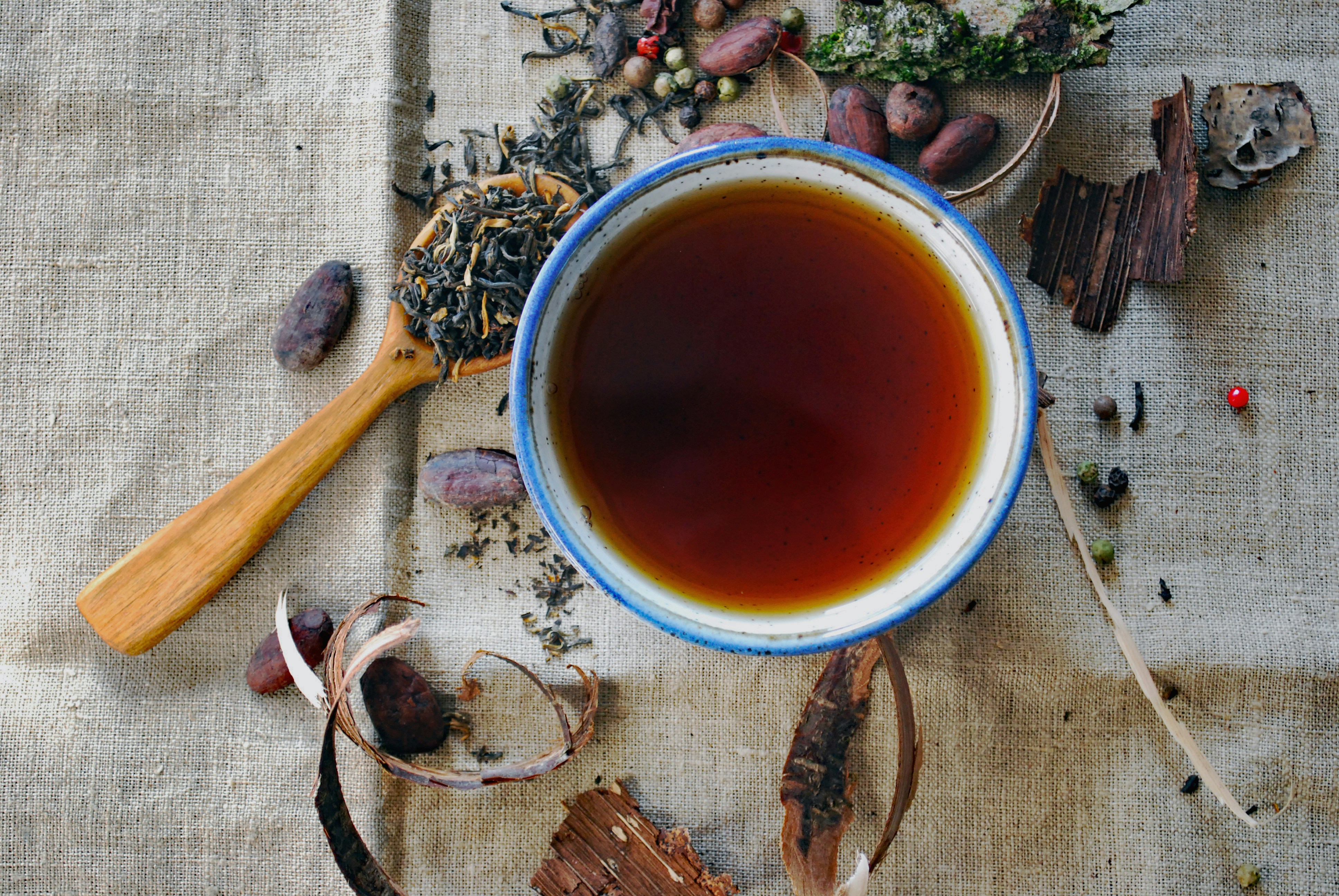 リラックス&集中力アップ:カフェで味わうお茶の効能