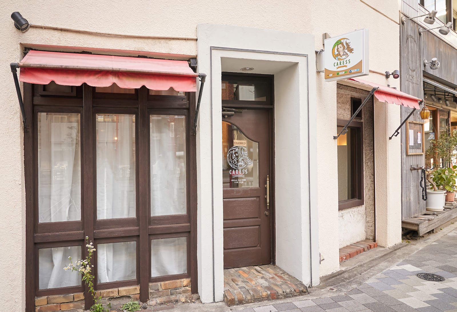 Cafe & Bar CARESSの画像