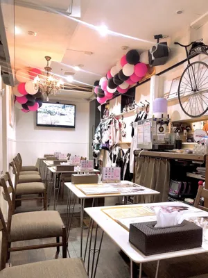 コンカフェメイドダイニングひまわりの画像