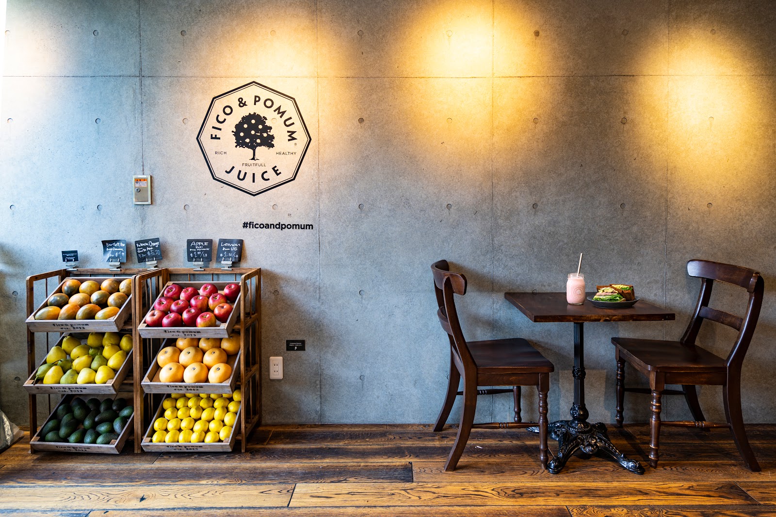 F&P Smoothie Cafe 青山店の画像