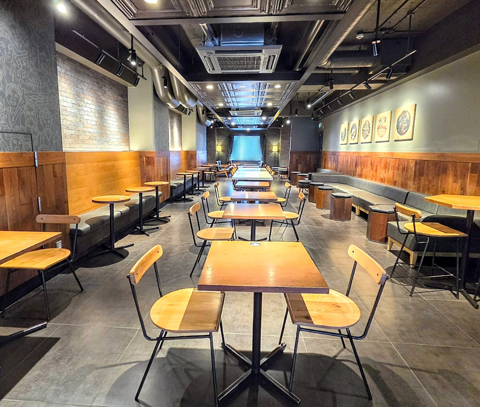 スターバックス コーヒー 表参道 神宮前4丁目店の画像