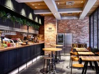 ブンドウザ カフェ アンド バーの画像