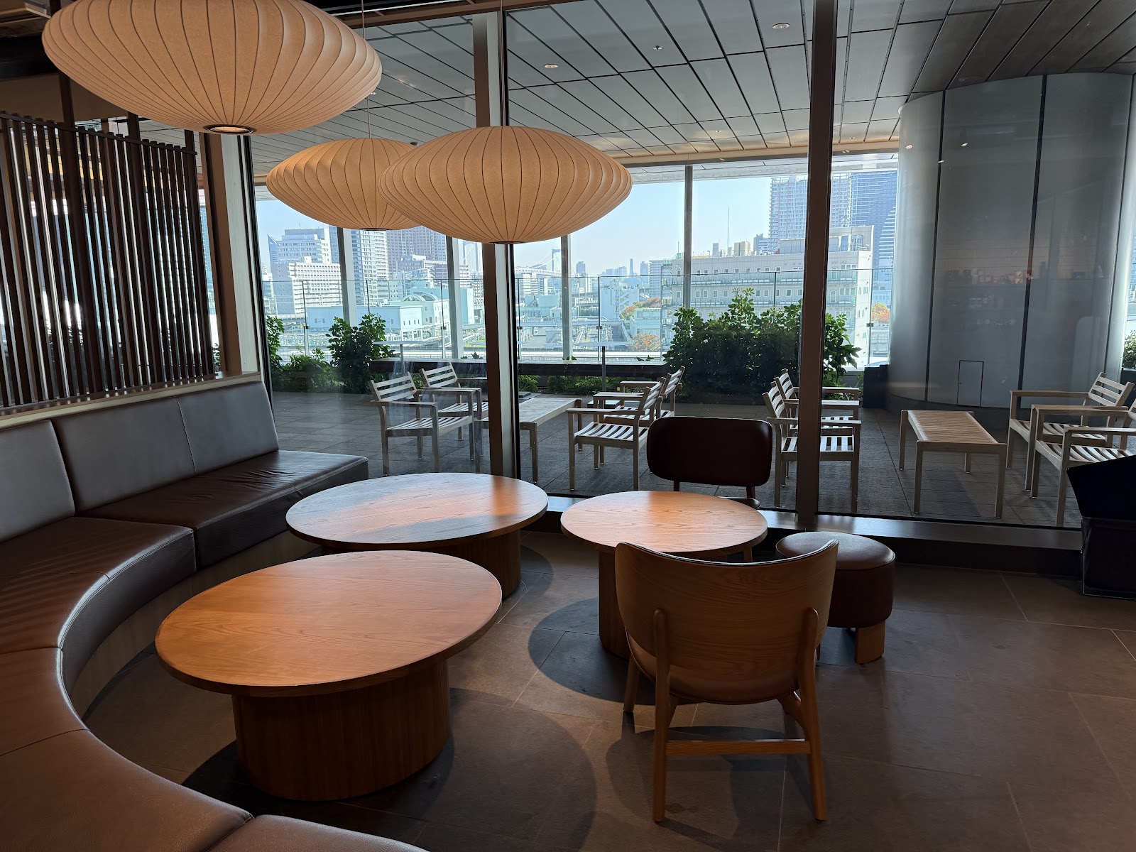 スターバックス コーヒー ニュウマン高輪店の画像