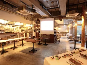 ムロマチカフェ ハチの画像