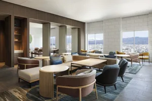 THE LOUNGE & BARの画像