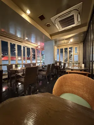 ル カフェ ドゥブルベの画像