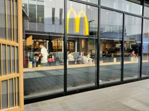 マクドナルド 福井駅店の画像